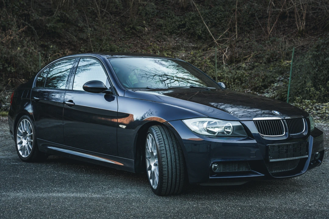 2006 BMW E90 3 Series Sedan - Image 3 of 31