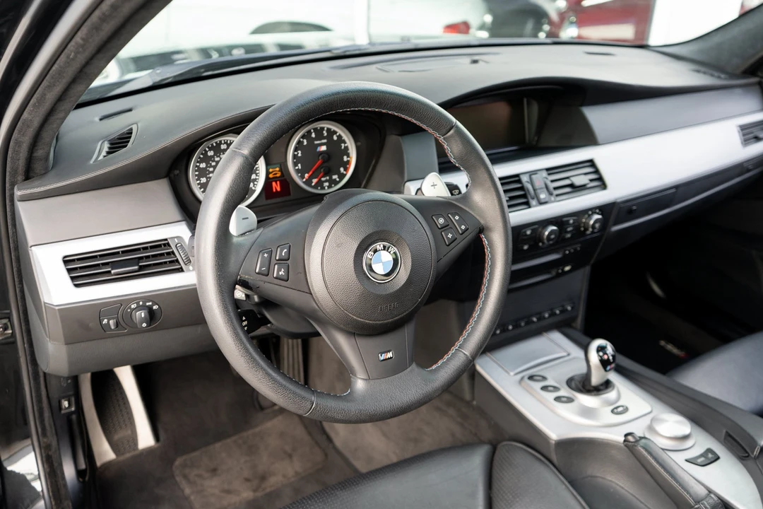 2006 BMW E60 M5 - Image 10 of 31