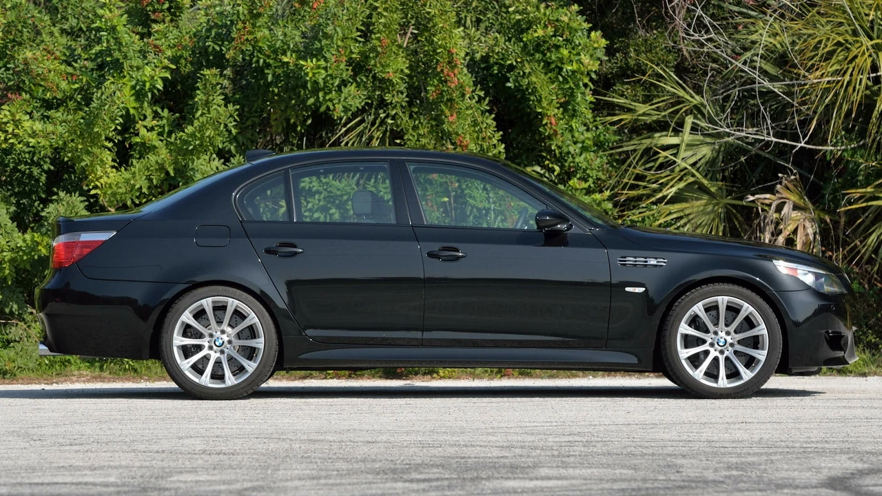 2006 BMW E60 M5 - Image 2 of 28