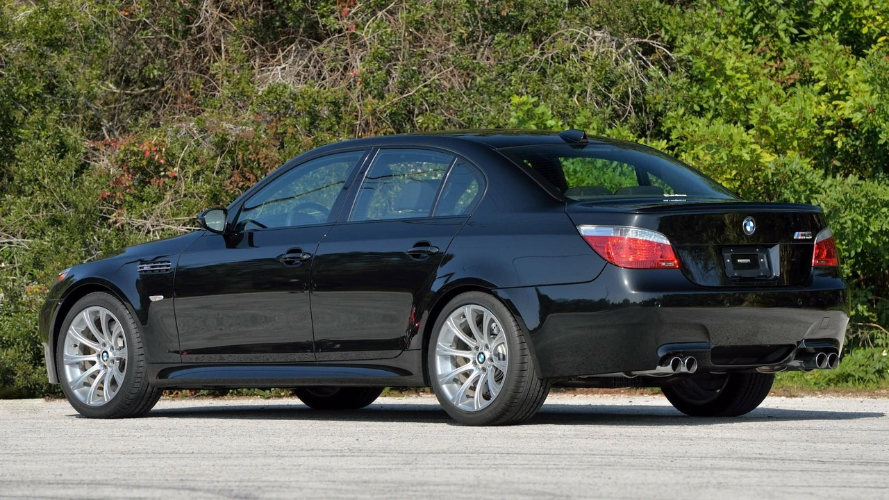 2006 BMW E60 M5 - Image 13 of 28