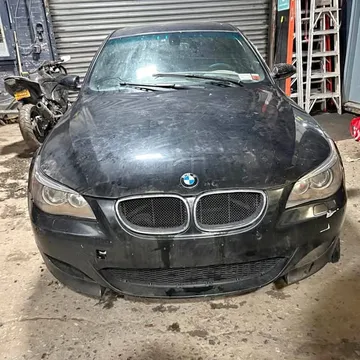 2006 BMW M5 Sedan