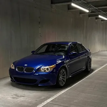 2006 BMW M5 Sedan 4D