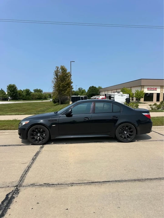 2006 BMW E60 M5 - Image 2 of 5
