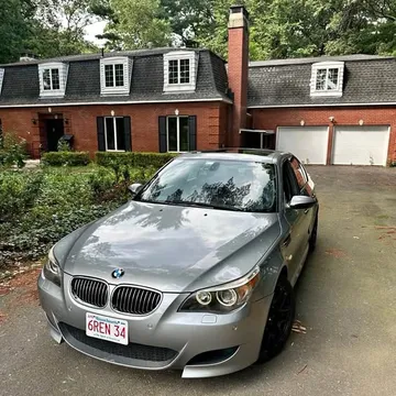 2006 BMW M5 Sedan 4D