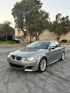2006 BMW M5 Sedan 4D