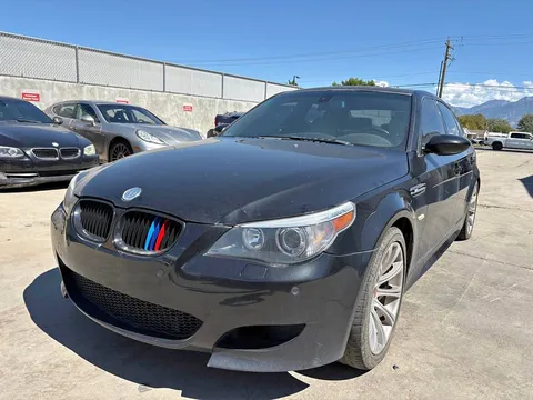2006 BMW M5 Sedan 4D