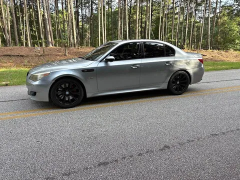 2006 BMW M5 Sedan 4D