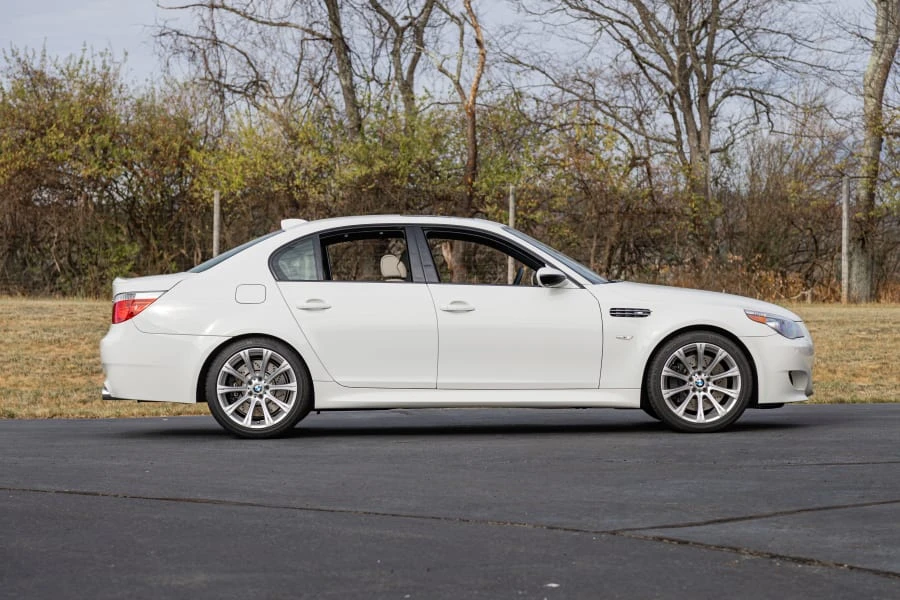 2006 BMW E60 M5 - Image 18 of 31