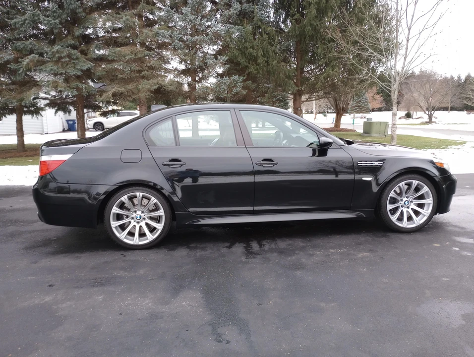 2006 BMW E60 M5 - Image 14 of 31