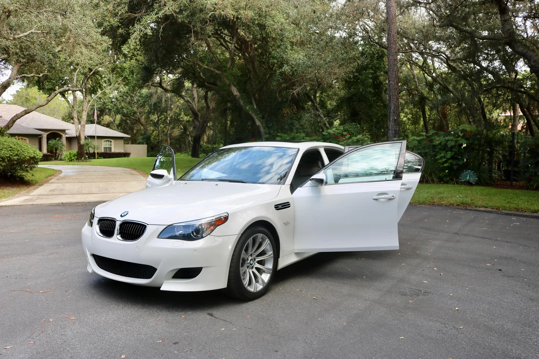 2006 BMW E60 M5 - Image 15 of 31