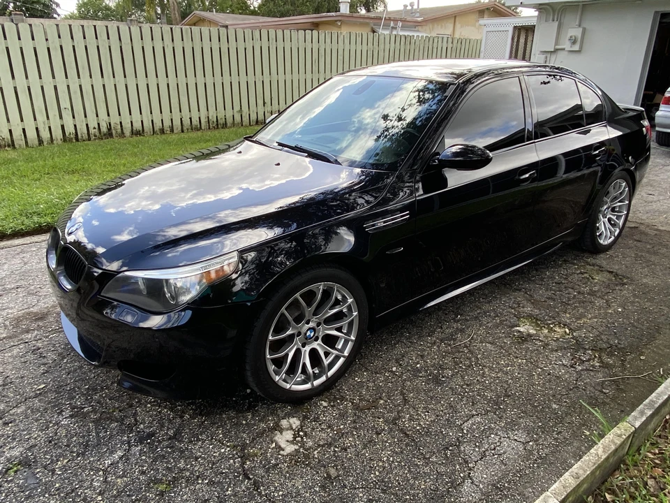 2006 BMW E60 M5 - Image 17 of 31