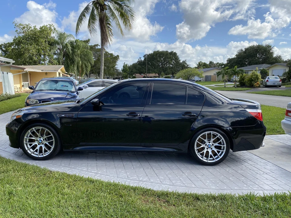 2006 BMW E60 M5 - Image 18 of 31