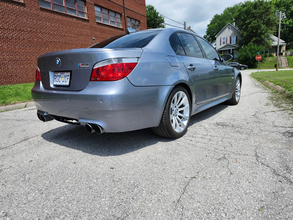 2006 BMW E60 M5 - Image 14 of 31