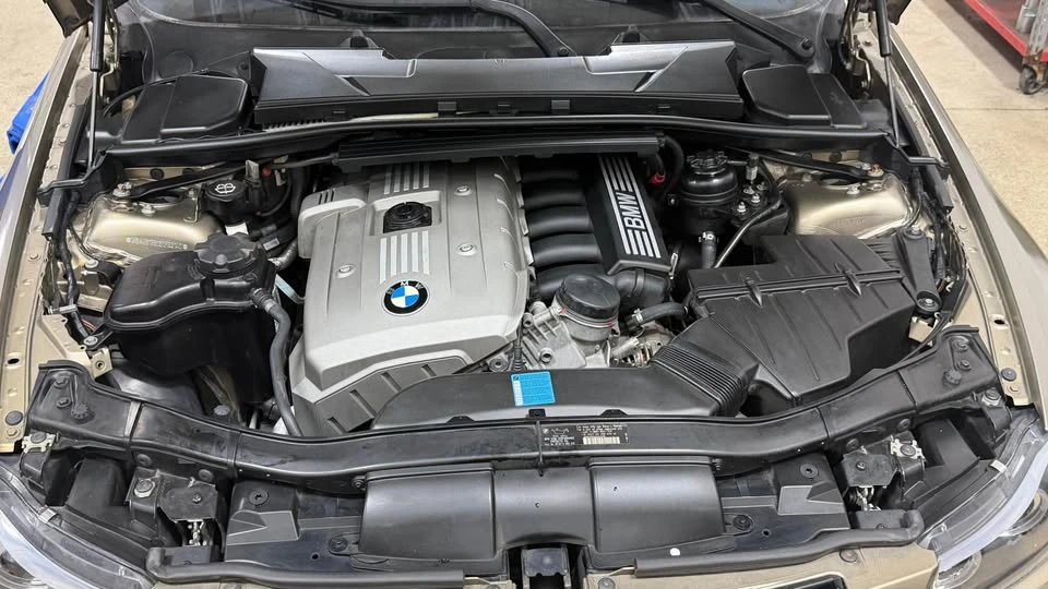 2006 BMW E90 3 Series Sedan - Image 3 of 5