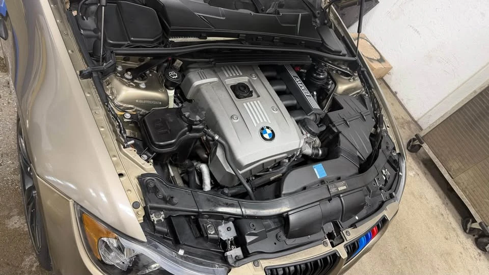 2006 BMW E90 3 Series Sedan - Image 2 of 5