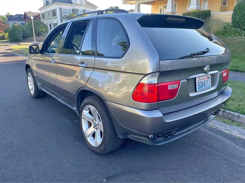 2006 BMW X5 4.4i Sport Utility 4D
