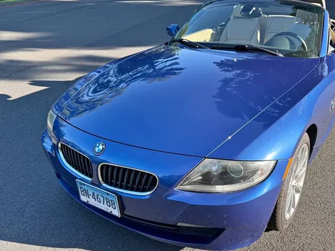 2006 BMW Z4 3.0i Roadster 2D