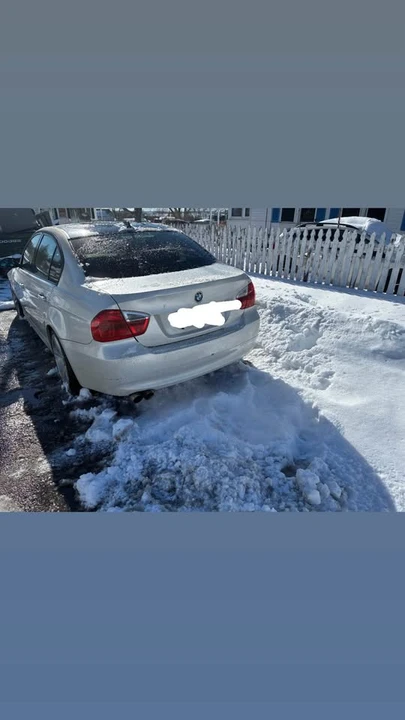 2006 BMW E90 3 Series Sedan - Image 2 of 5