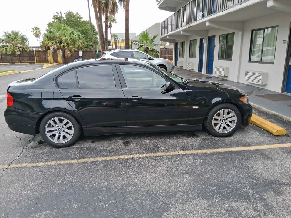 2006 BMW i3 - Image 2 of 4