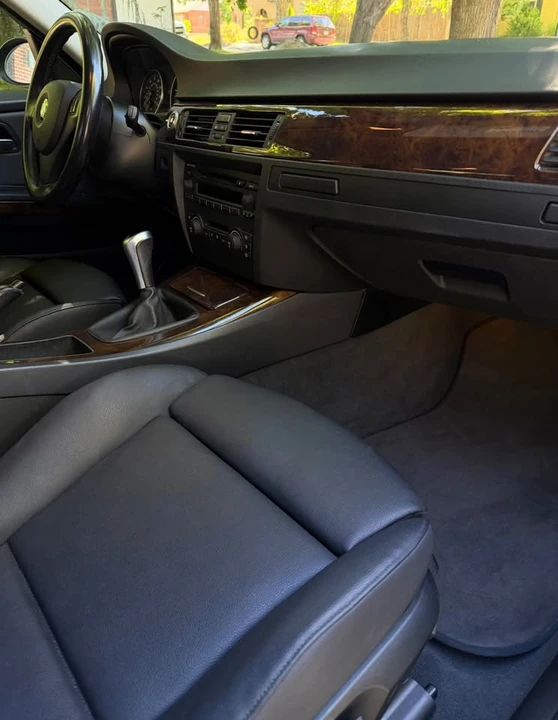 2006 BMW E90 3 Series Sedan - Image 9 of 10