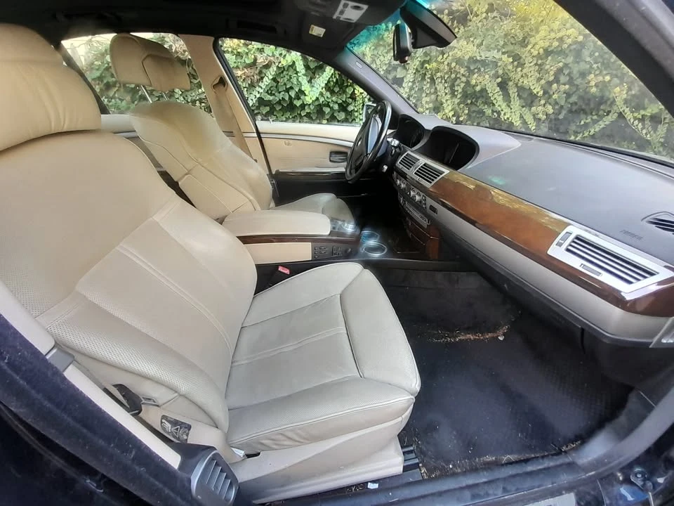2006 BMW E65/E66 750i & 760i Sedan - Image 4 of 5