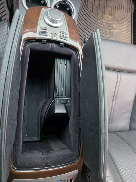 2006 BMW E65/E66 750i & 760i Sedan - Image 9 of 22