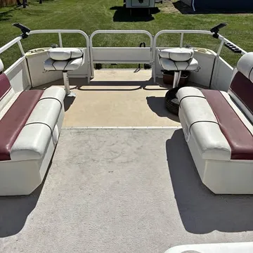 2006 Bentley 24.5 Pontoon