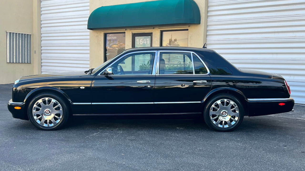 2006 Bentley Arnage R & RL - Image 2 of 28