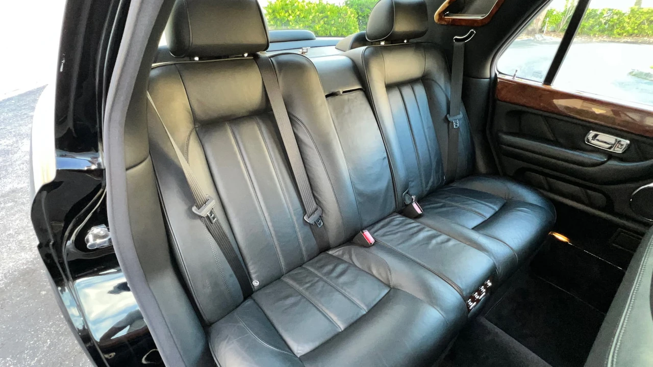 2006 Bentley Arnage R & RL - Image 8 of 28