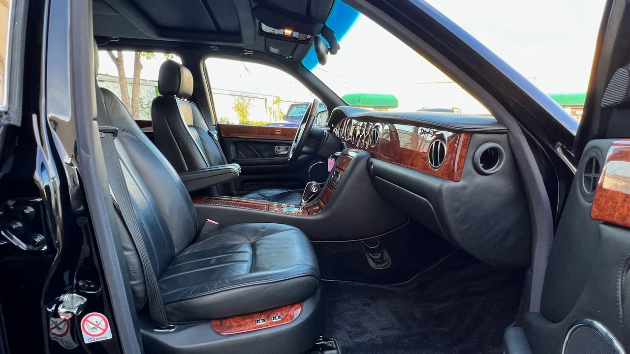 2006 Bentley Arnage R & RL - Image 10 of 28