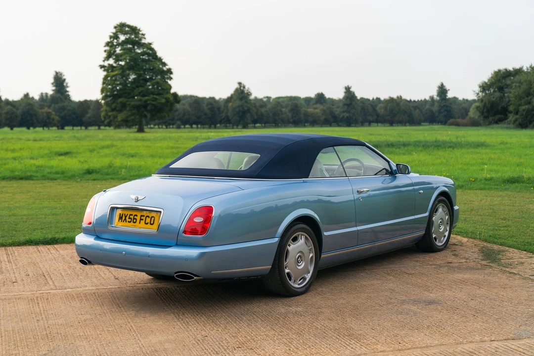 2006 Bentley Azure 2nd Gen - Image 14 of 30