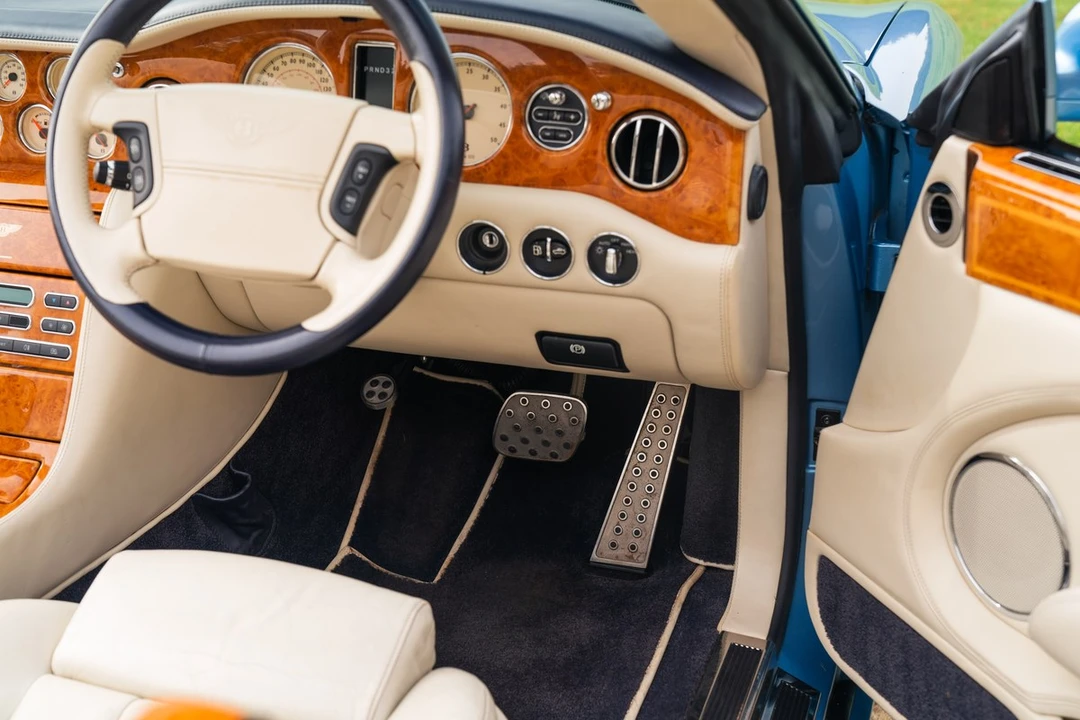 2006 Bentley Azure 2nd Gen - Image 30 of 30