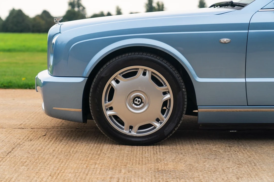 2006 Bentley Azure 2nd Gen - Image 17 of 30