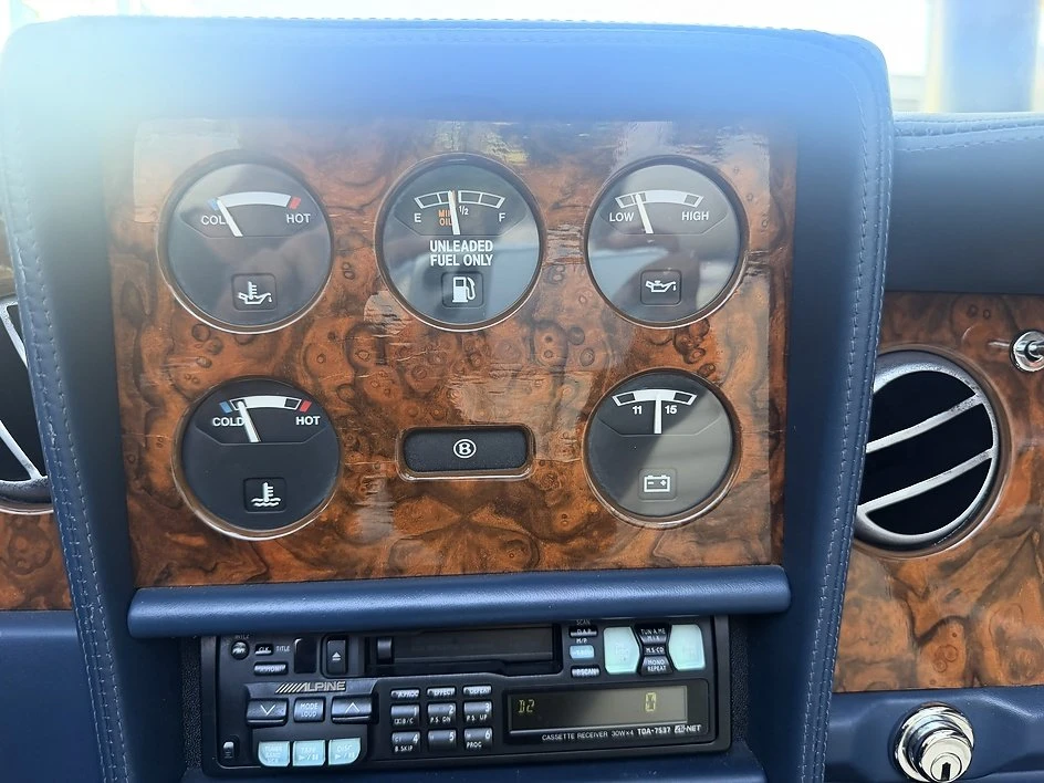 2006 Bentley Azure 2nd Gen - Image 19 of 20