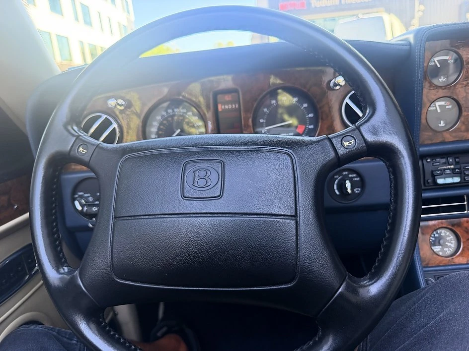 2006 Bentley Azure 2nd Gen - Image 13 of 20