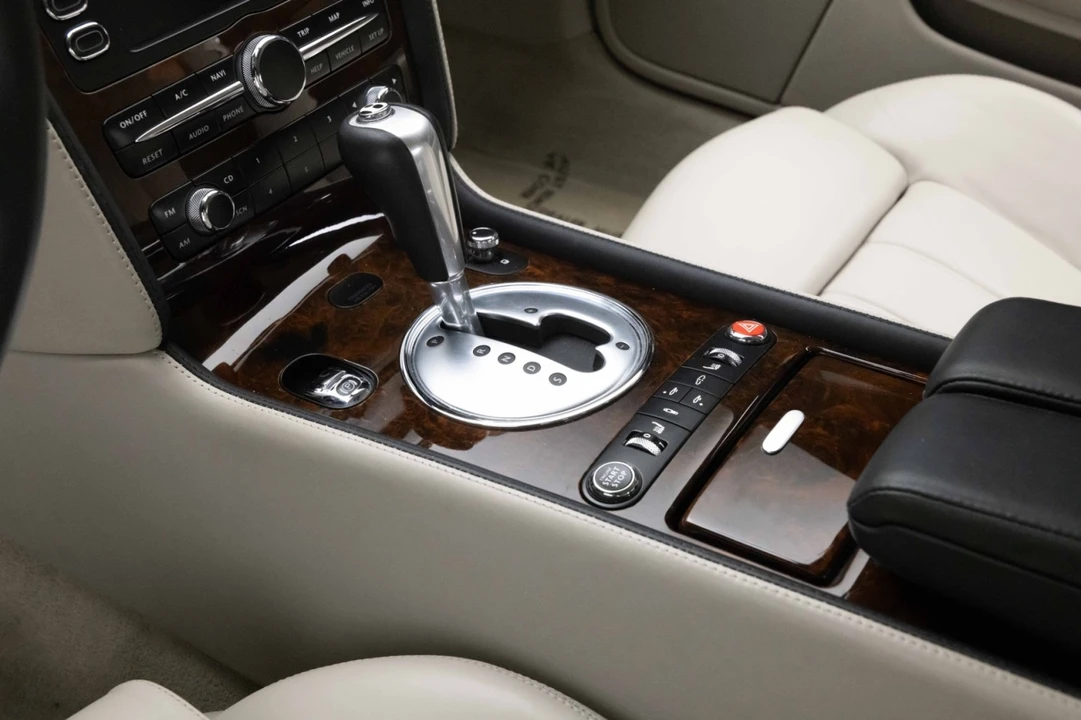 2006 Bentley Continental - Image 22 of 31