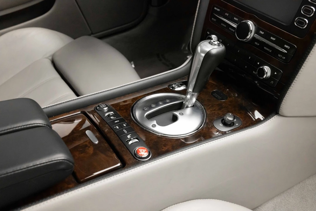 2006 Bentley Continental - Image 14 of 31