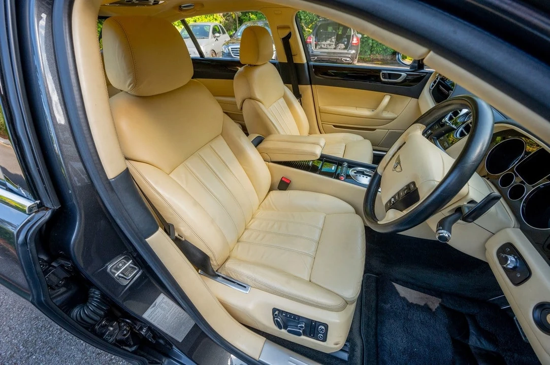 2006 Bentley Continental Flying Spur - Image 28 of 30