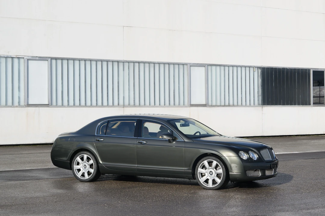 2006 Bentley Continental Flying Spur - Image 2 of 31