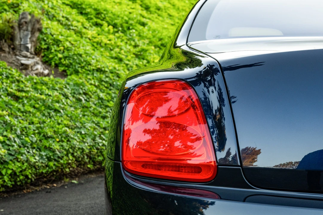 2006 Bentley Continental Flying Spur - Image 13 of 31