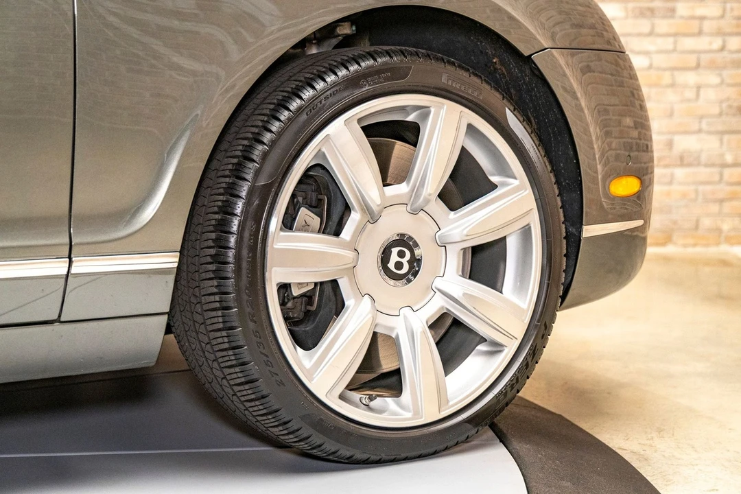 2006 Bentley - Image 17 of 24