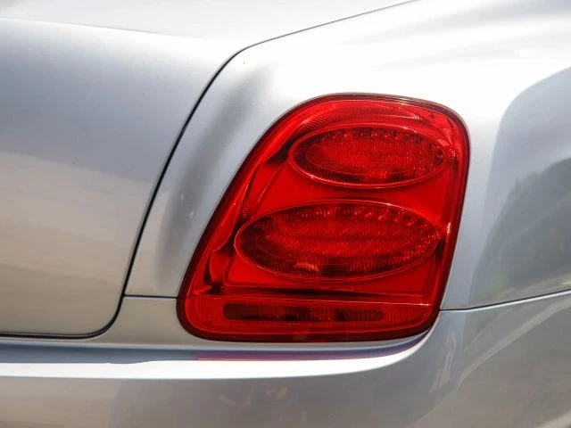 2006 Bentley Continental Flying Spur - Image 10 of 31