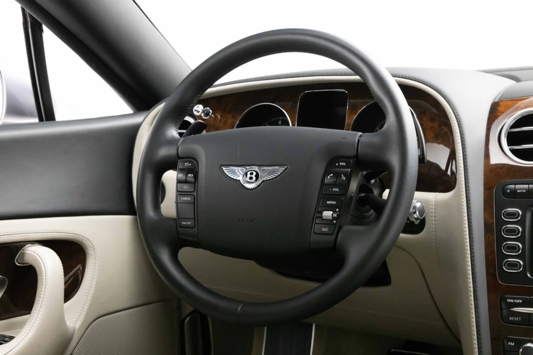 2006 Bentley Continental - Image 10 of 31