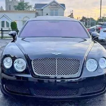 2006 Bentley Flying Spur W12 Sedan 4D