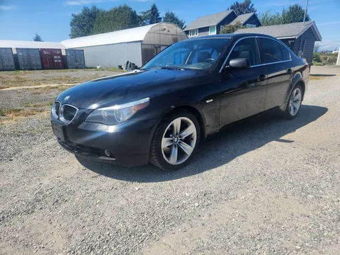2006 BMW 525i Luxury