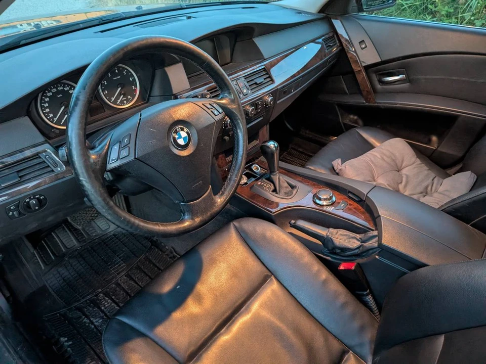 2006 BMW E60 5 Series Sedan - Image 9 of 13