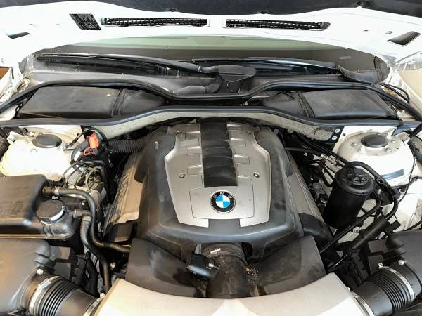 2006 BMW E65/E66 750i & 760i Sedan - Image 16 of 21