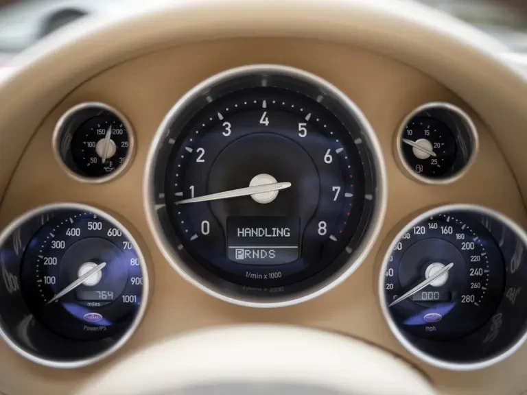 2006 Bugatti Veyron - Image 24 of 31
