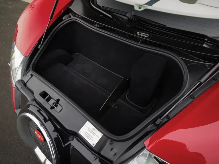 2006 Bugatti Veyron - Image 31 of 31