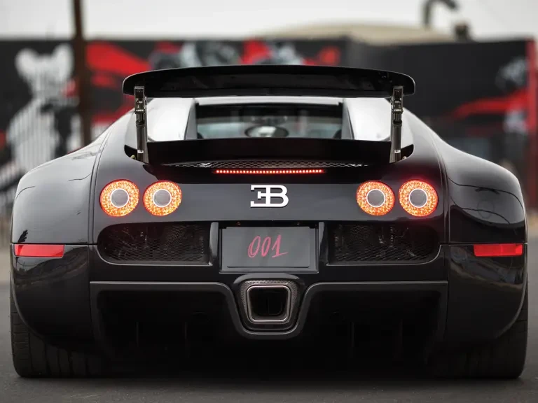 2006 Bugatti Veyron - Image 13 of 31